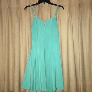 mint guess dress